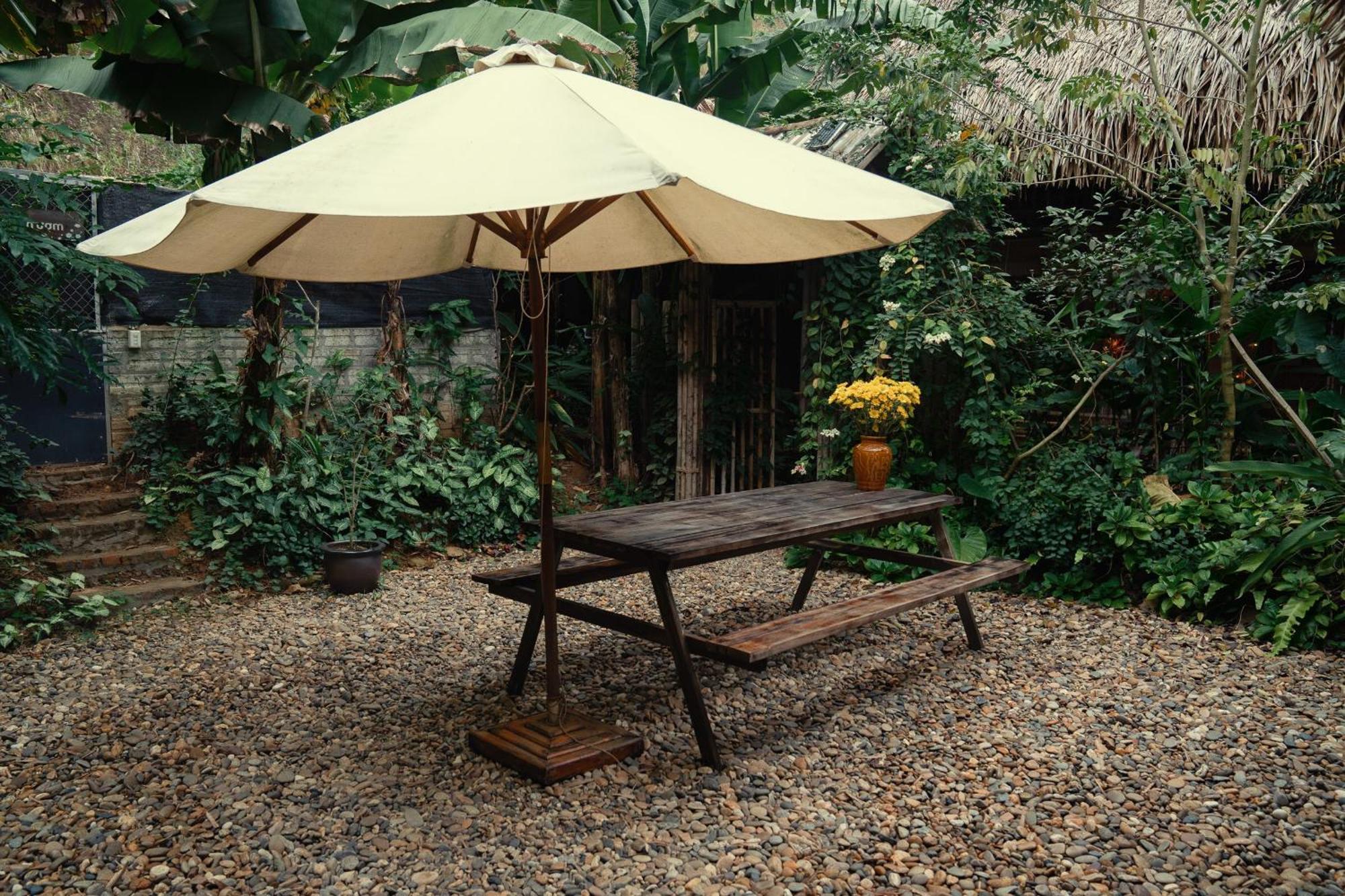 Dinh Gia Trang - Homestay & Coffee The Ruong Extérieur photo